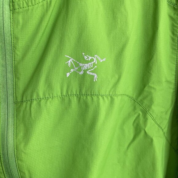ARC'TERYX Men's Lightweight Hooded Windbreaker Running Jacket M Lime Green Zip - Picture 3 of 7